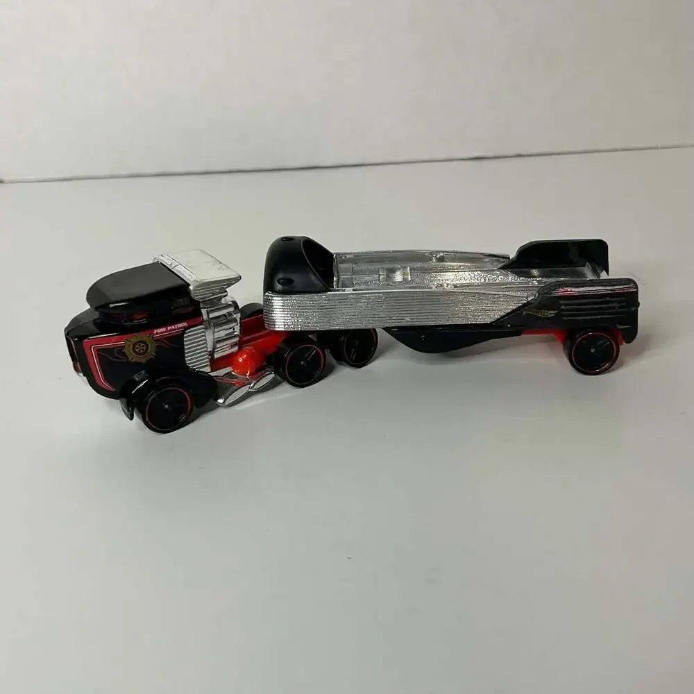 Hot Wheels Super Rigs Sky Show Fire Patrol Rig Die-Cast Truck